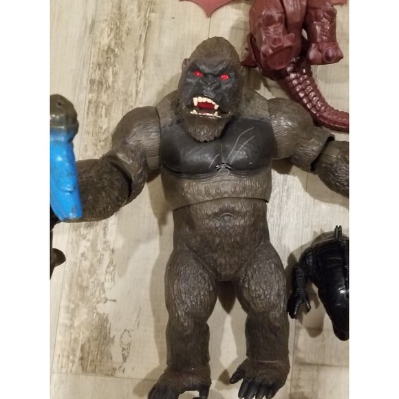 Lot of 7 Godzilla Kong Monsterverse 2017-2022 Giant Kong Battle Roar Destroyah - Picture 2 of 8
